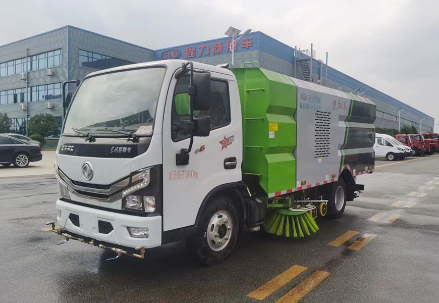 東風(fēng)多利卡5方洗掃車 國(guó)六